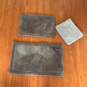 Plush Grey Bathroom Mats, with matching towel